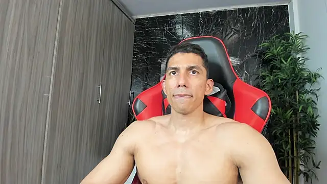 Erik_castle's Webcam Show