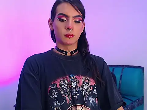 lilithnyx333 웹캠 쇼