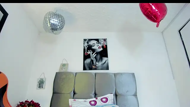 Ariel_star1's Live XXX Chat