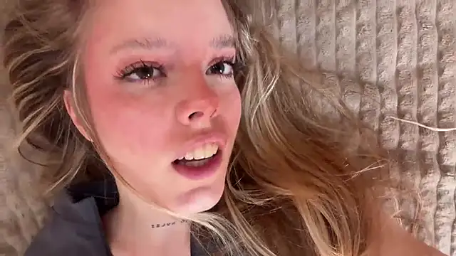 Catrinee live XXX chat