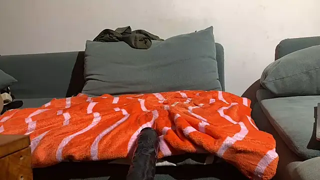 devote_schlampe00 webcam show