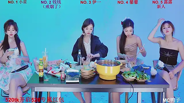 ZZ00033S Live XXX Chat