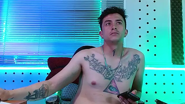 แชท XXX สดของ Godofcumxxx