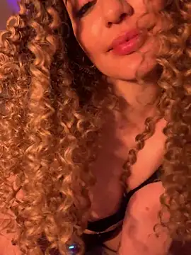 KEN_QUEEN_ লাইভ XXX চ্যাট