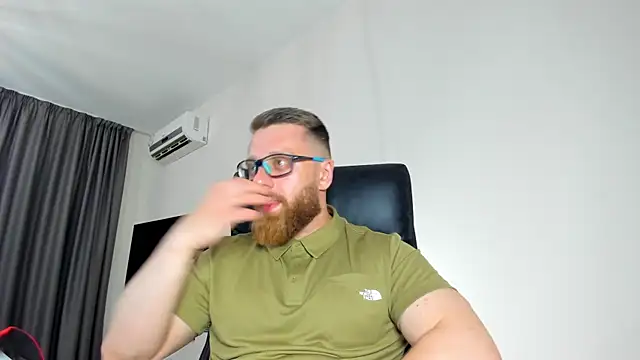 Webkamerová show Findom_guy