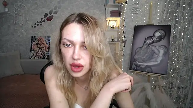 NickyAdamidi: онлайн-секс-чат