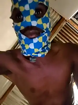 RETURNOFTPNUTS' Webcam Show