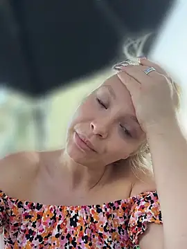 AnastasiaAniess Webcam-Show
