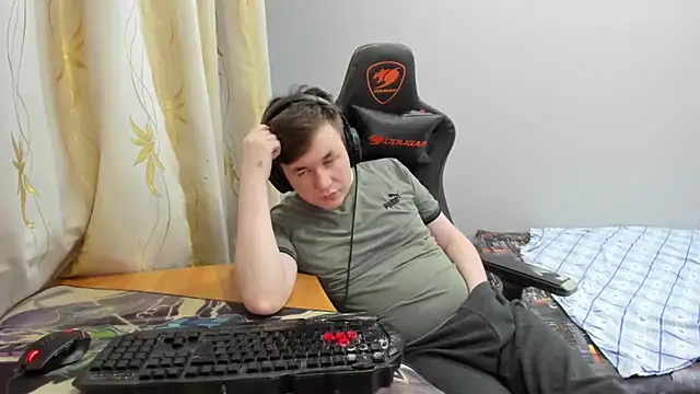 Онлайн чат XXX iliaskrislove