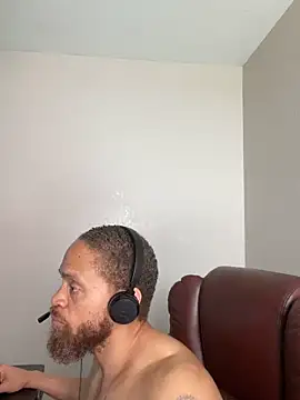 Fathero1time 现场XXX聊天