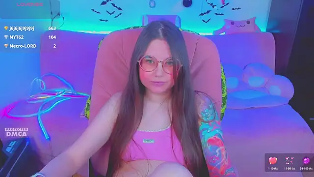 Lolisuccub Chat XXX in diretta