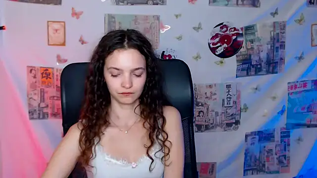_SusieSu_ Adlı Modelin Canlı XXX Sohbeti