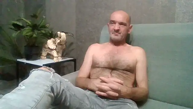Show modela skorpibg65 na web-kameri