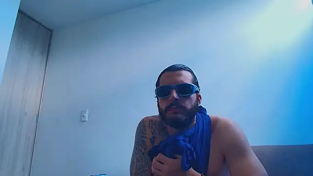 دردشة thomas_gun الجنسية المباشرة