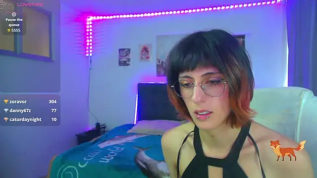 goth_minerva webcam show