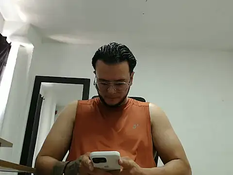 Funday99 Show in webcam