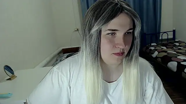 EvaMiron webkamerás műsora