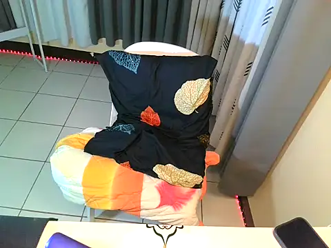 urhardfuckerAsiandaddy Pertunjukan Webcam