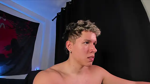 nathan_blake Show Webcam