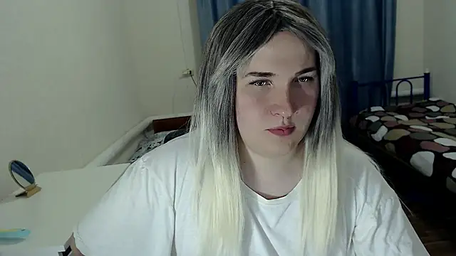 EvaMironn Webbikameraesitys