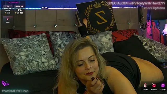 Chat +18 de ToughVamp_MockinWITCH ao vivo