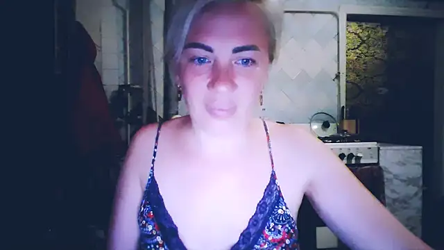 EmmaCat_'s Live XXX Chat