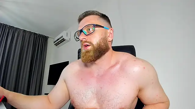 Show modela Findom_guy na web-kameri