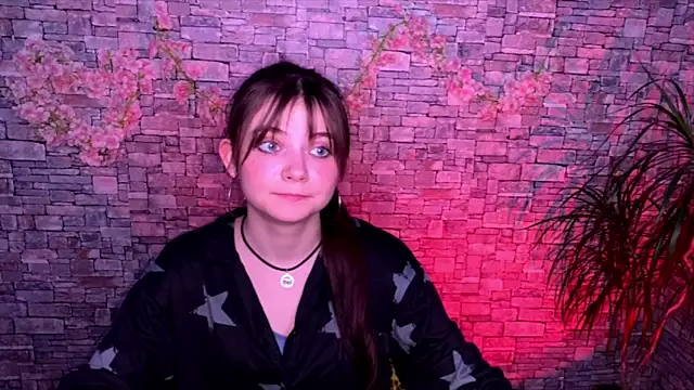 may_rollins Show in webcam