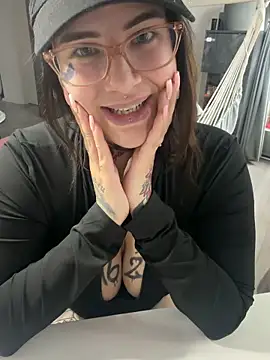Chat XXX en directo de NyxTattoo