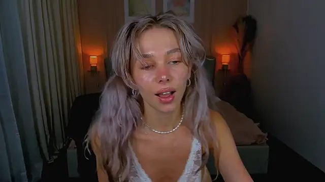 LuluAlis – Live XXX-chat