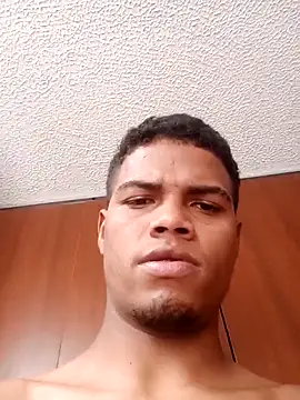 SantiHotxxxVergon webcam show