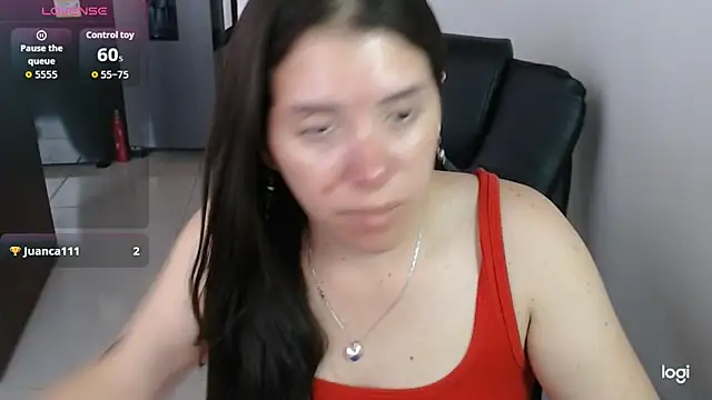 XXX chat uživo modela spicey_latina