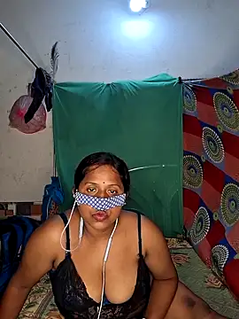 Real_Desi_Couple Show Webcam