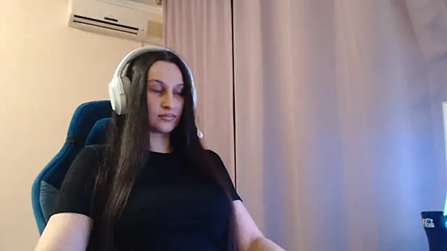 DiggingEidosn Live XXX chat
