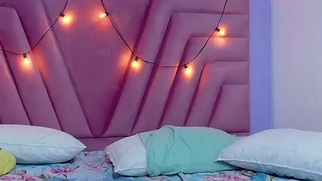Chat XXX Live NaughtyyMommyyy