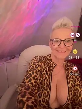 German_Milf 现场XXX聊天