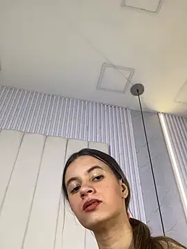JuliaColemannn Live XXX chat