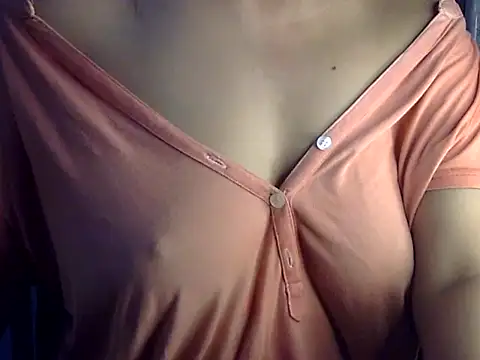 SiaraSiyA Chat XXX in diretta