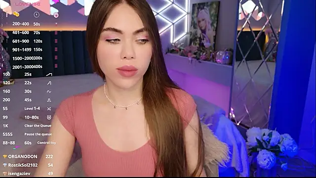 MimiForce Adlı Modelin Canlı XXX Sohbeti