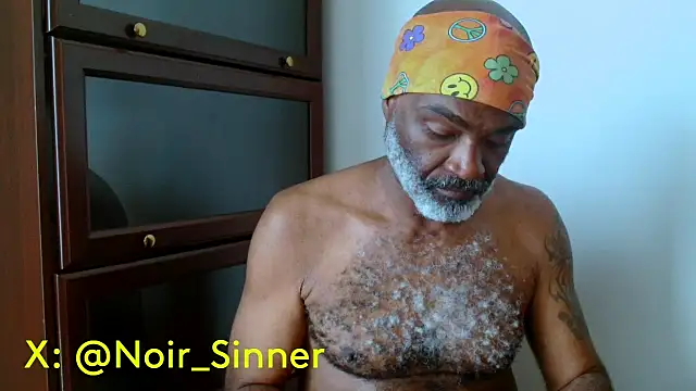 แชท XXX สดของ sinnernoir