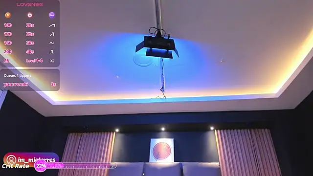 XXX chat uživo modela MiaTorres4