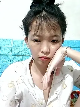 Chammy720 即時 XXX 聊天