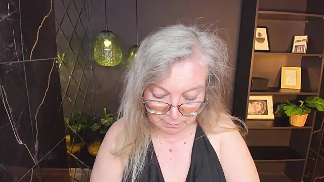 NataliMellow Chat XXX live