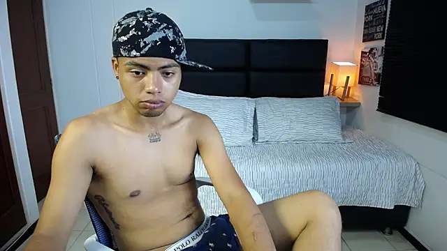 mathiasthompson Webcam-Show