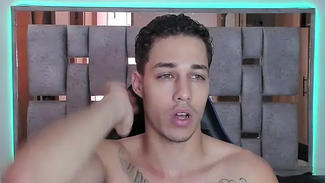 orionblaze69_ élő XXX-chatje