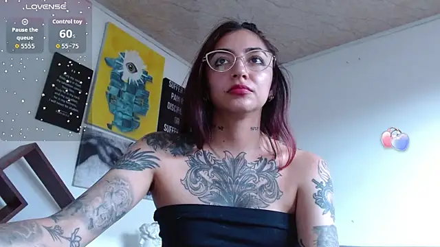 ZoeBakers_ – Live XXX-chat