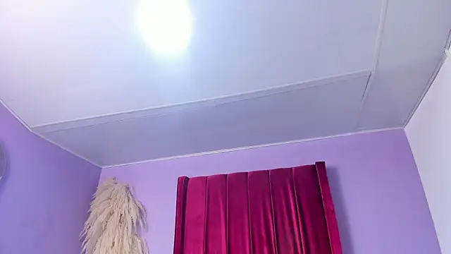 Shanelle__'s Live XXX Chat
