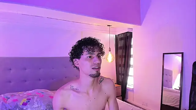 MichaelEvanss_ Chat XXX in diretta