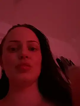 molotovmami Adlı Modelin Canlı XXX Sohbeti