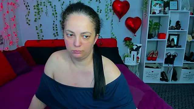 DarlingMilf: вебкам-шоу